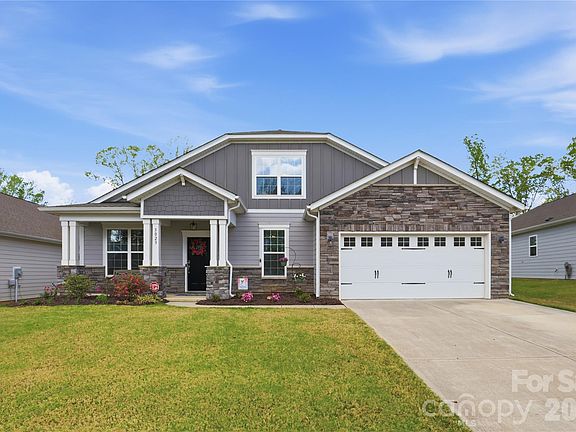 2nd image of 3023 Eagle Ridge Ln