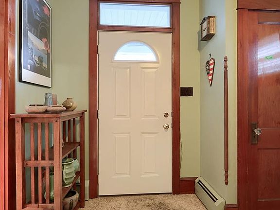 4th image of 26 W Lemon St