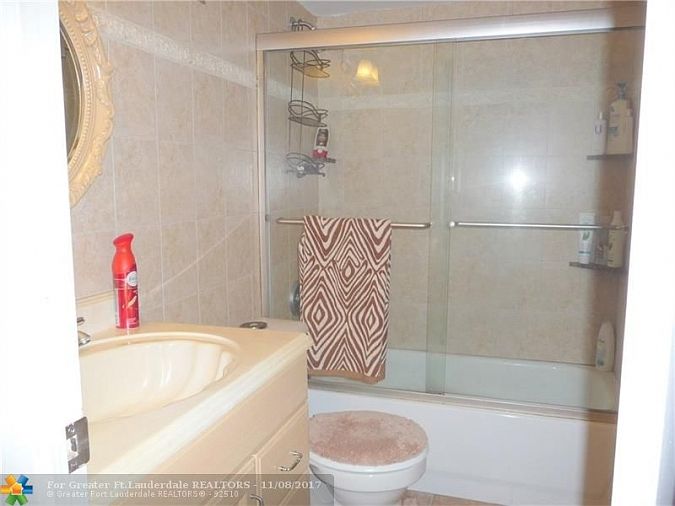 1st image of 4556 N Ocean Dr APT 4