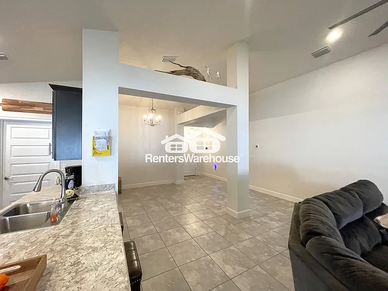 11819 Sutter Gate Loop — Photo 10