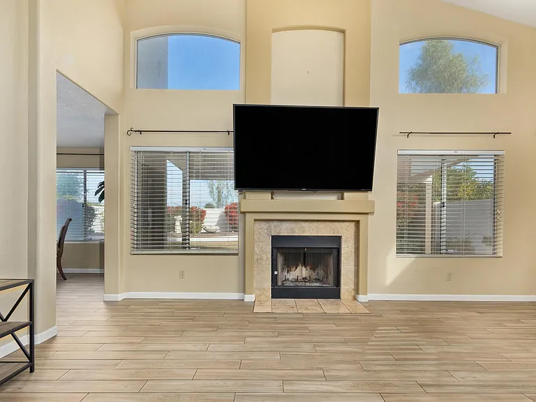 6916 W Tina Ln — Photo 5