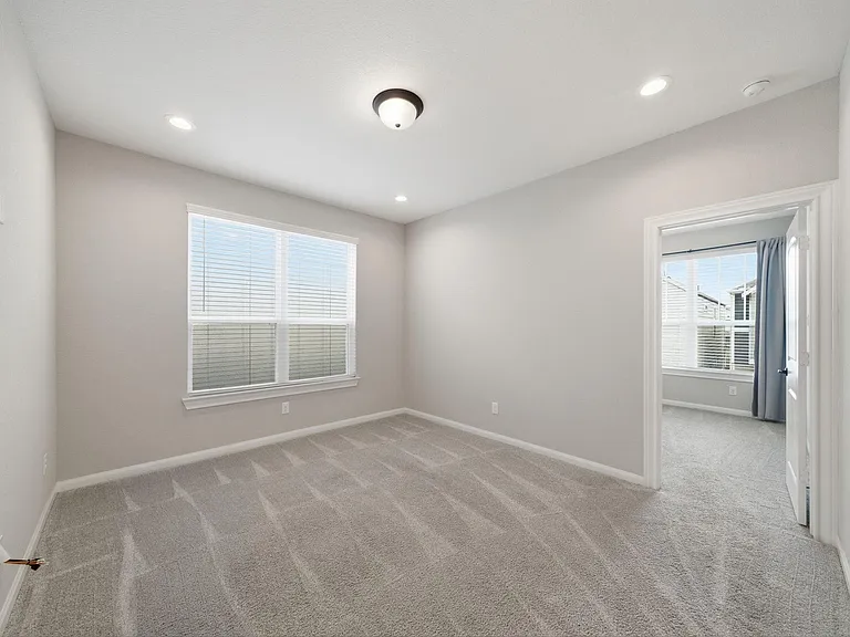 10009 Granary Dr — Photo 9