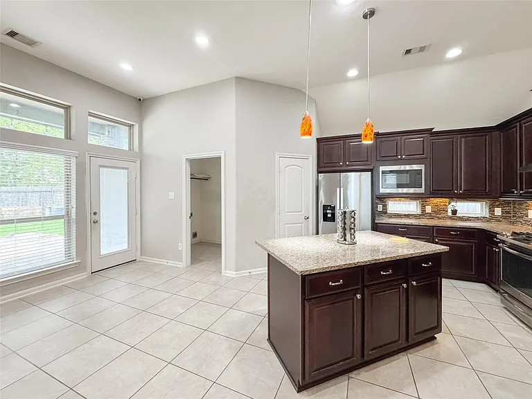 4714 Western Brook Dr — Photo 15