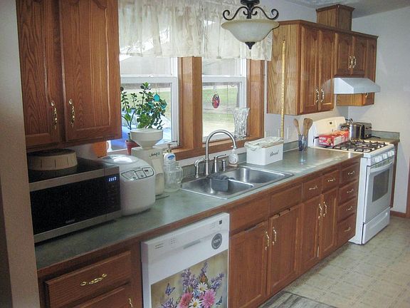 2nd image of 4964 Old C Road