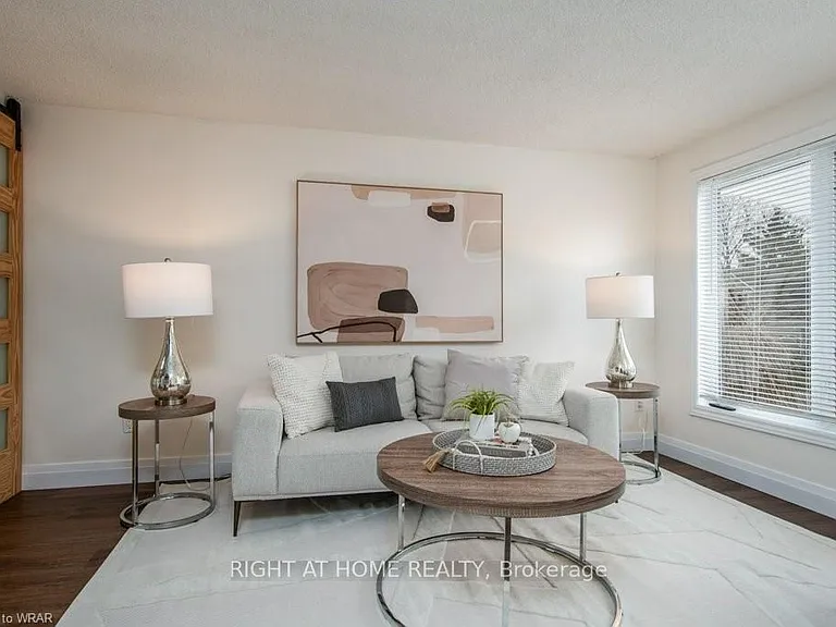554 Halberstadt Cir — Photo 6