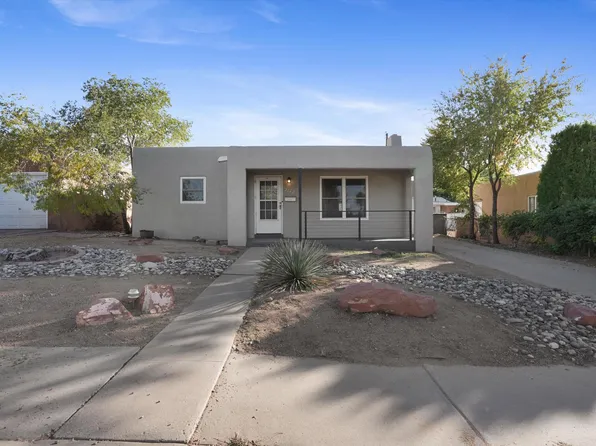 2722 Santa Cruz Ave SE, Albuquerque, NM 87106