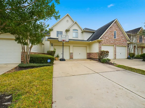2110 Ridge Wood Ln, Sugar Land, TX 77479