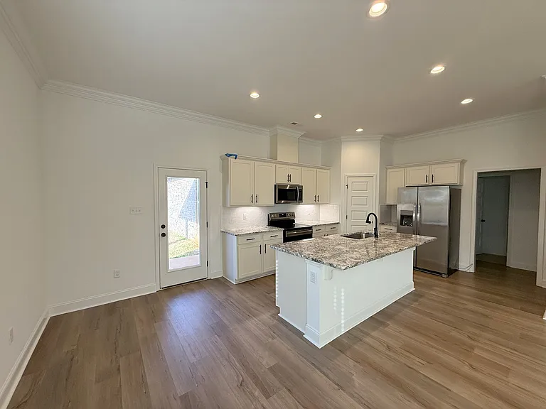 24057 Quints Dr — Photo 11