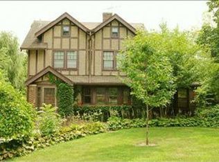 443 56th St, Des Moines, IA 50312