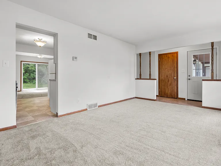 11208 W Forest Home Ave #11210 — Photo 9