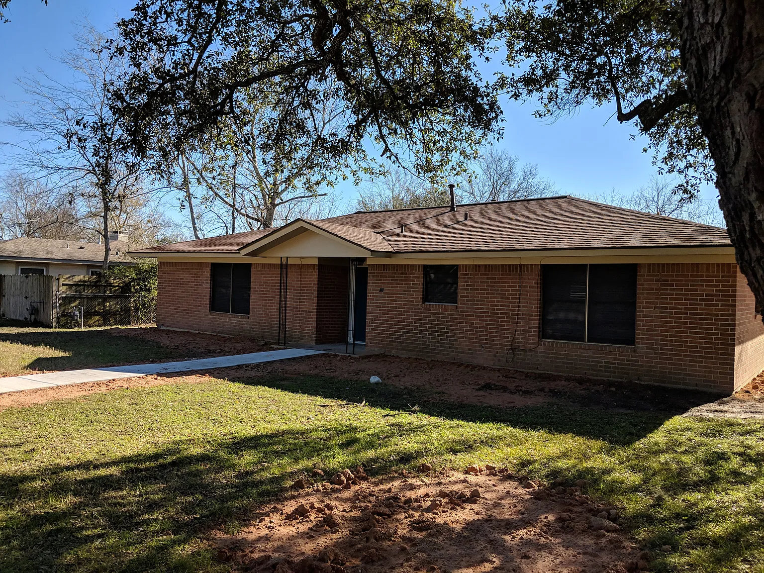 3 bed, 1786 sqft, $1,860 — Photo 1