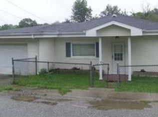 5281 Ridgecross Dr, Cross Lanes, WV 25313