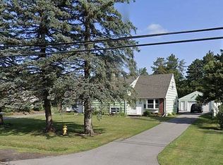 8964 Wehrle Dr, Clarence, NY 14031