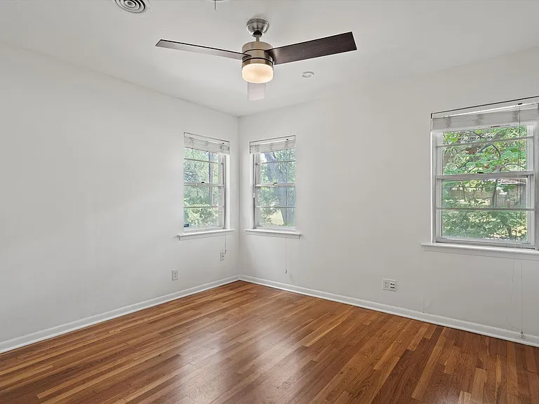 4402 Terrilance Dr — Photo 15