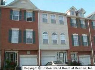 21 Galvaston Loop, Staten Island, NY 10314