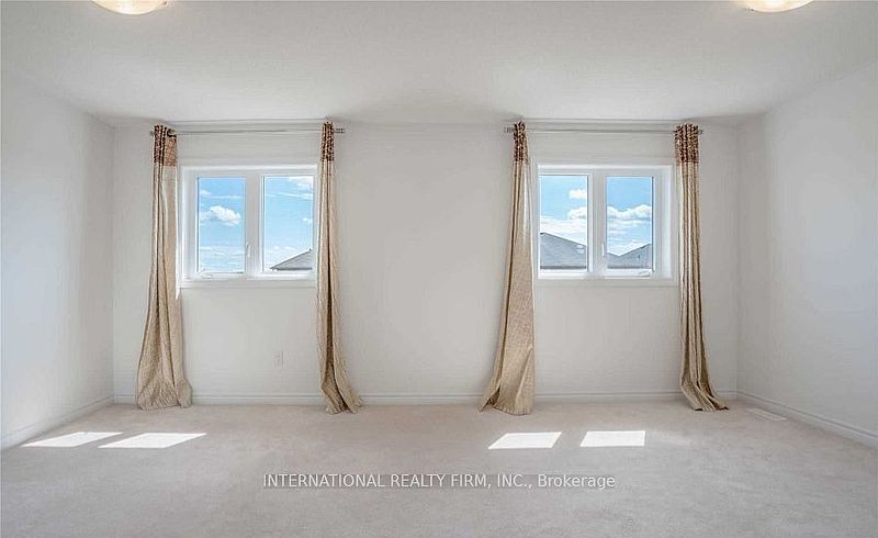 Southgate House for rent - 4 Bedrooms — photo 9