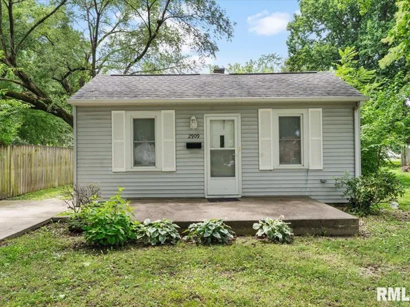 2909 S Glenwood Ave, Springfield, IL 62704