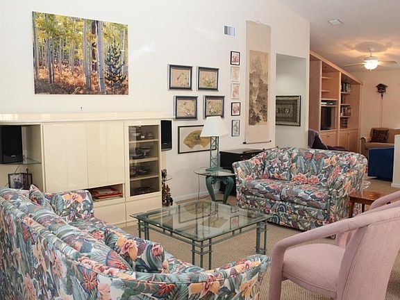 5th image of 9649 Shadybrook Dr APT 201
