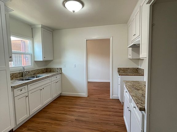 5th image of 1500 W Alameda Ave #1504B