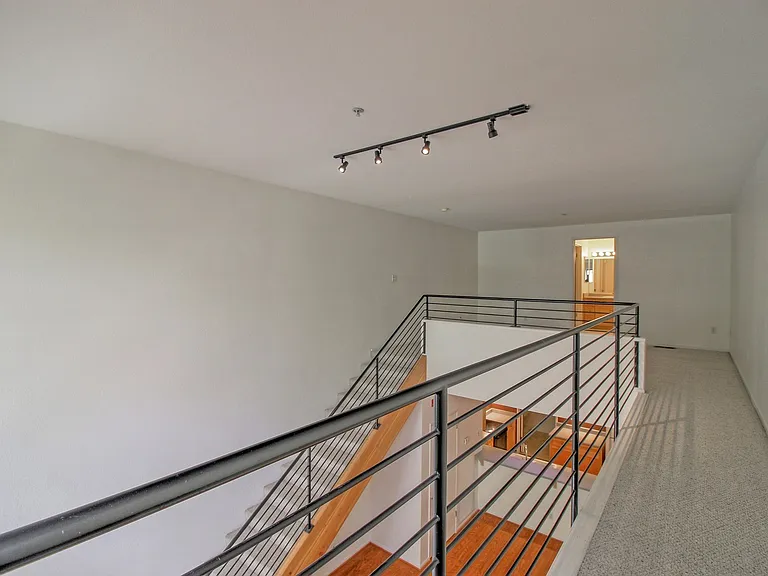 400 N 1st St #112 — Photo 15