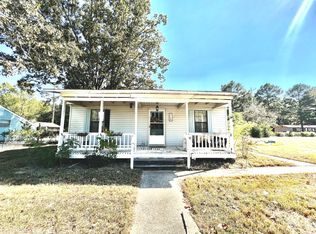 318 Ingram St, Camden, AR 71701