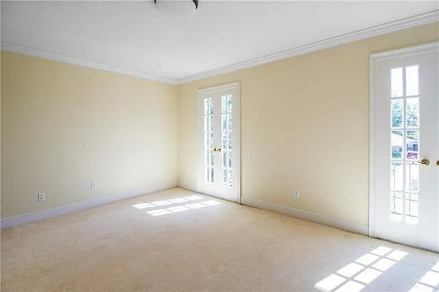1410 Carrollton Ave — Photo 8