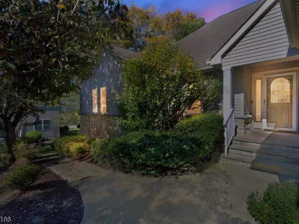 22 Red Oak Dr, Hardyston Twp., NJ 07419