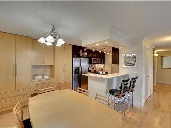 4th image of 2800 W 44th St Unit 604