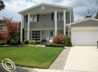 20674 Coachwood Rd, Riverview, MI 48193