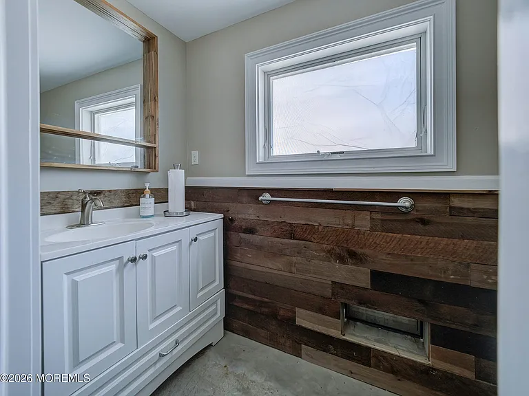 231 Bryn Mawr Ave — Photo 41