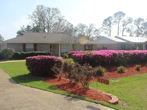 481 W Canal Dr, Gulf Shores, AL 36542