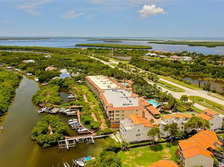 1575 Pinellas Bayway Way S #1575 — Photo 16