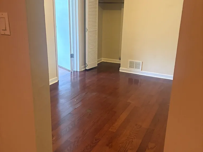 58 Upland Dr — Photo 18