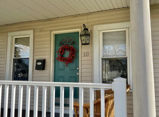 10 Cottage St #1, Windsor, CT 06095