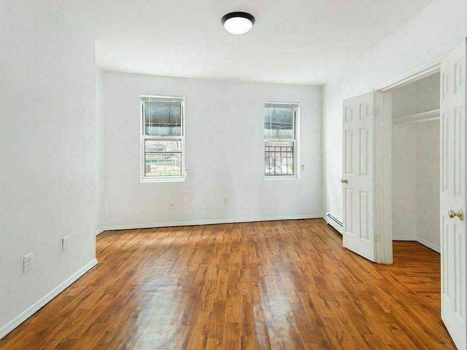 2nd image of 584 Broadway #2L