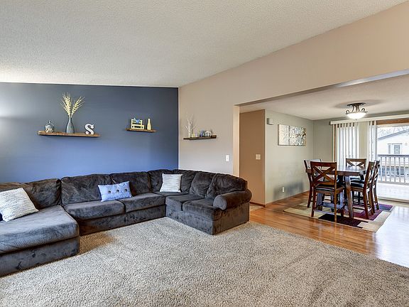 5th image of 525 Arrowhead Dr