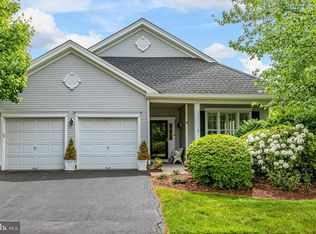 24 Foster Rd, Pennington, NJ 08534