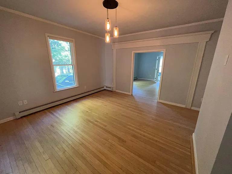 409 Hammond St #1 — Photo 1