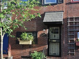 2146 Cherry St, Philadelphia, PA 19103