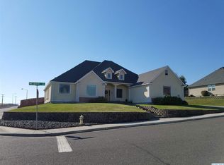 3604 Mesquite Dr, Pasco, WA 99301