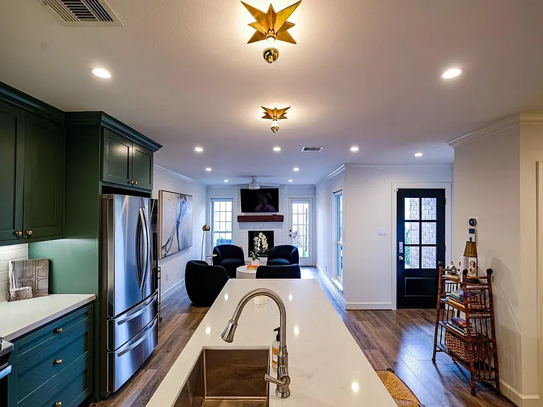 3139 Bissonnet St — Photo 1