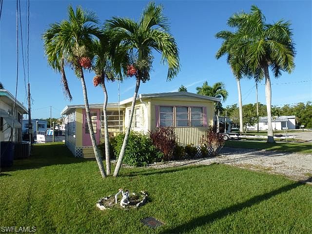 1st image of 3933 Areca Dr