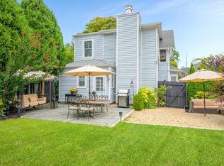 179 Elm St, Southampton, NY 11968