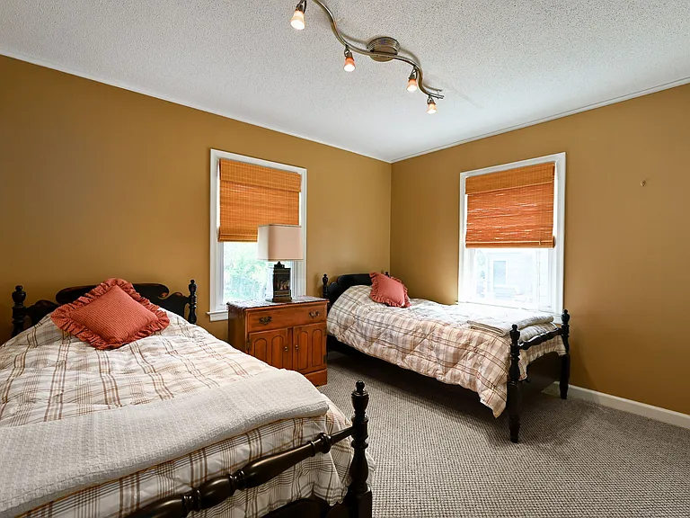5525 Falmouth Rd — Photo 17