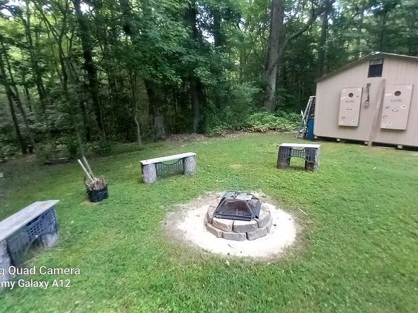 307 Bunker Ln