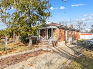 129 Reno Ave, Staten Island, NY 10306