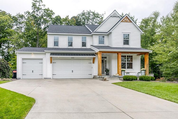 2nd image of 3195 Oakmont Dr