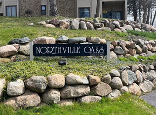 20810 Taft Rd #2, Northville, MI 48167