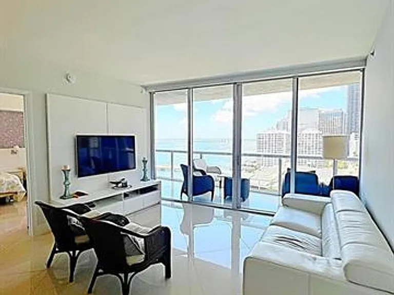495 Brickell Ave #CU-1605 — Photo 26
