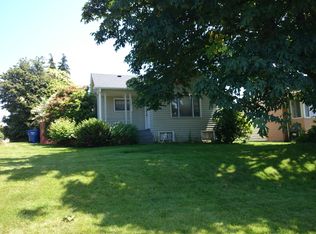9202 37th Ave S, Seattle, WA 98118